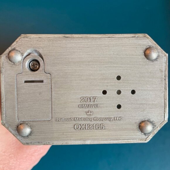 Hallmark 2017 Marvel Guardians of the Galaxy Groovin' Groot Ornament - Picture 2 of 3